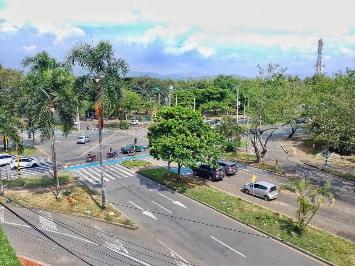 Ingenio Park 83 - Apartahotel Cali Esterno foto